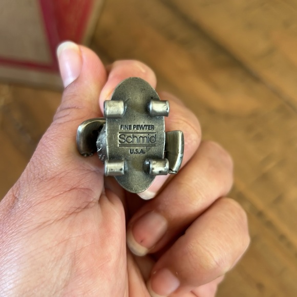 Schmid Skate Boarding Hippo - Picture 6 of 9